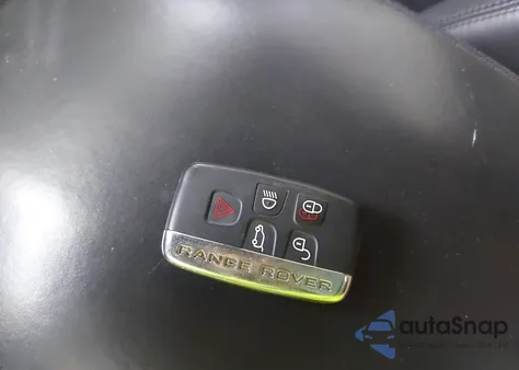 2016 Land Rover Range Rover 3.0L V6 Turbocharged Diesel Hse Td6 from USA, damaged, VIN SALGS2KF0GA272731